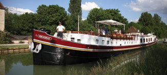 Belmond Hirondelle barge