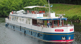 Spirit of Scotland barge